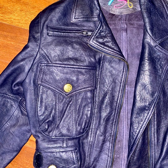 Custom black leather jacket from Etsy! Size small, can easily fit xs - Picture 5 of 5
